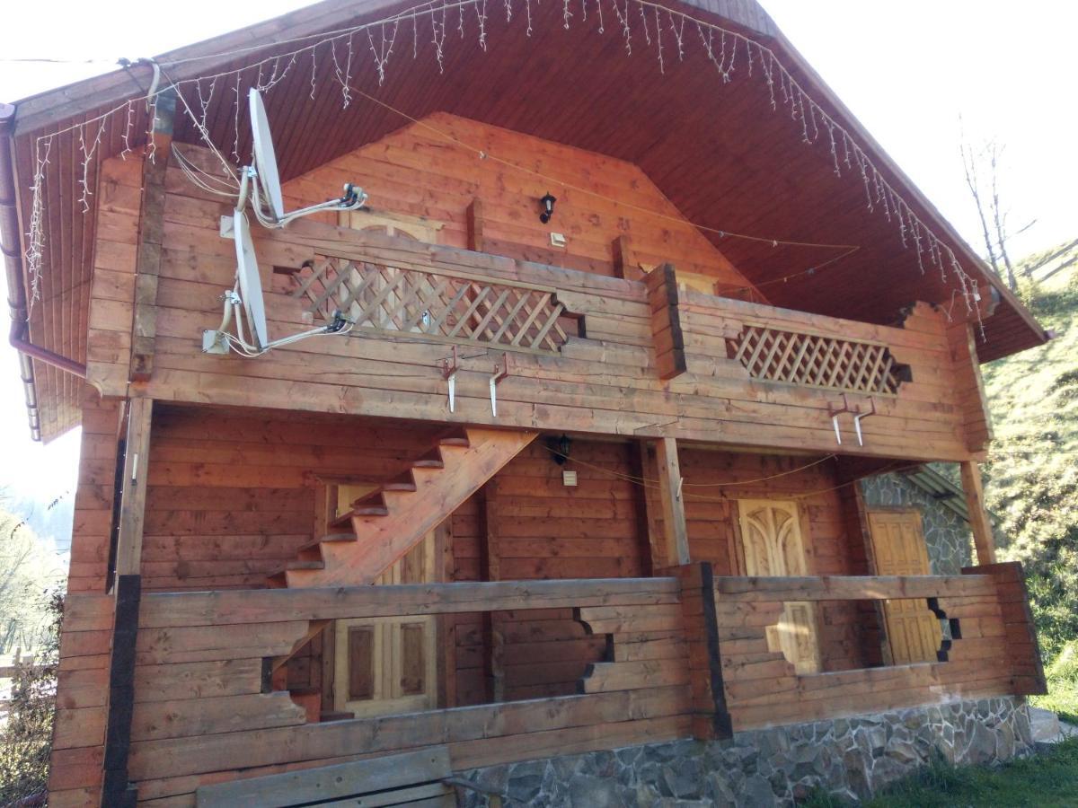 Edelveys Hotel Vorohta Kültér fotó